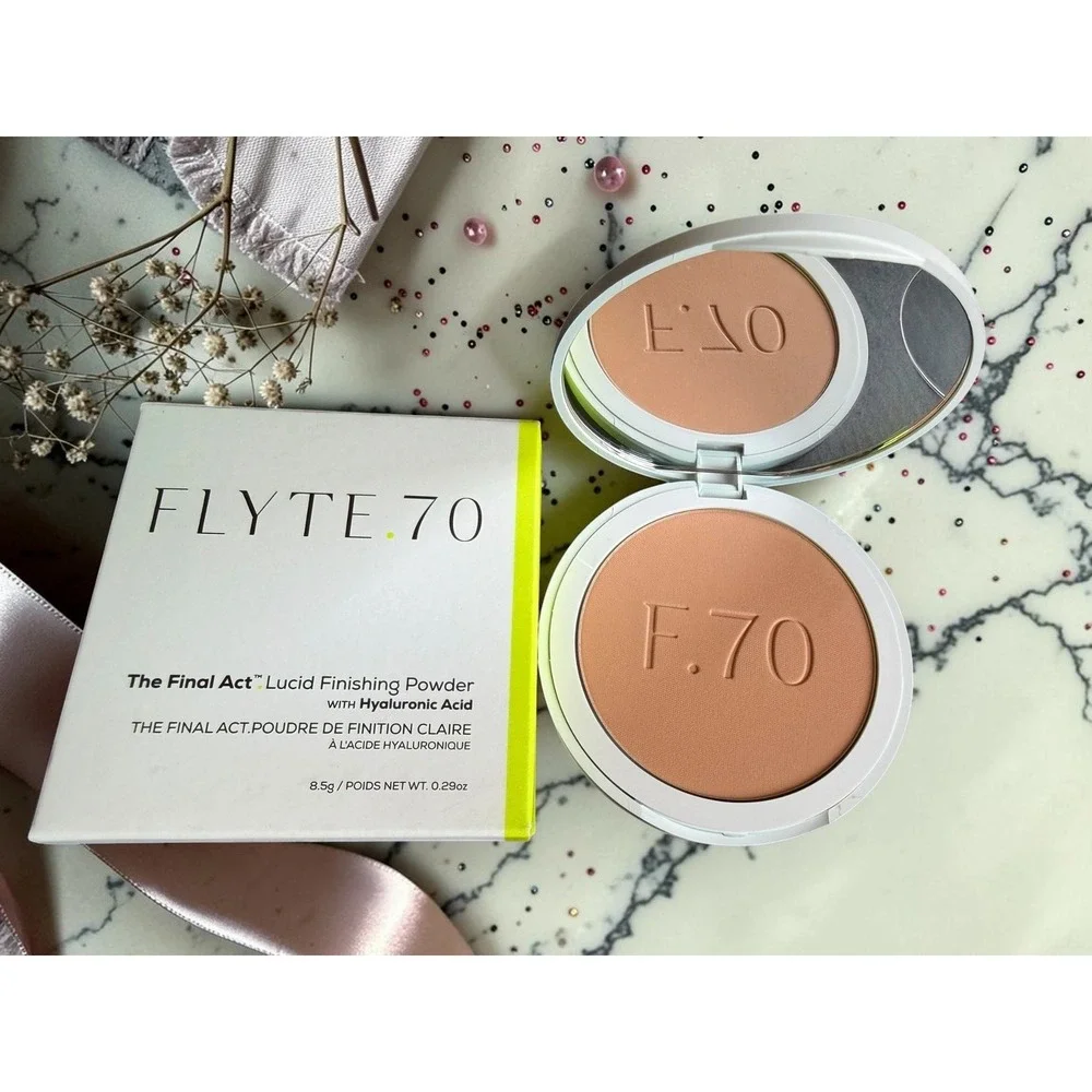 Flyte.70 - The Final Act Lucid Finishing Powder - Shade: Escapade - *NIB*